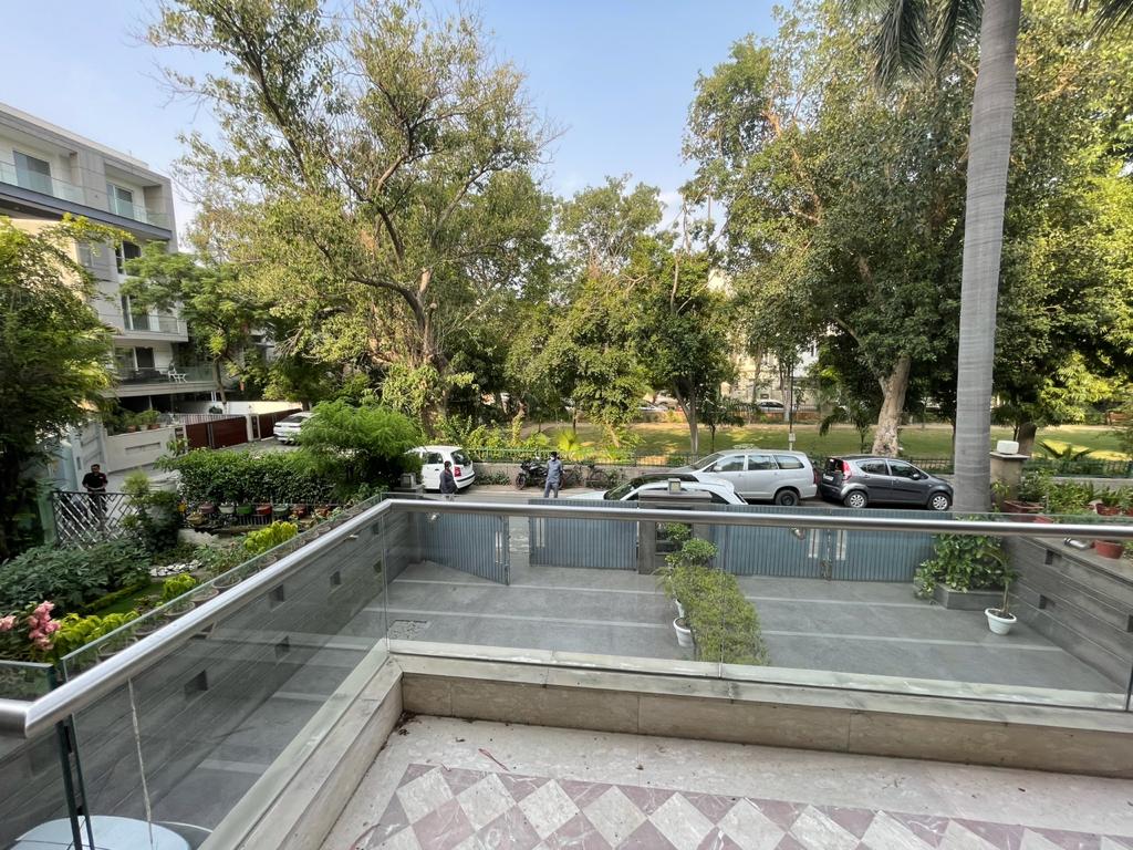 4BHK Builder Floor Available For Rent in Jor Bagh